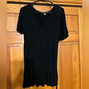 Maurices Nursing/Maternity Top